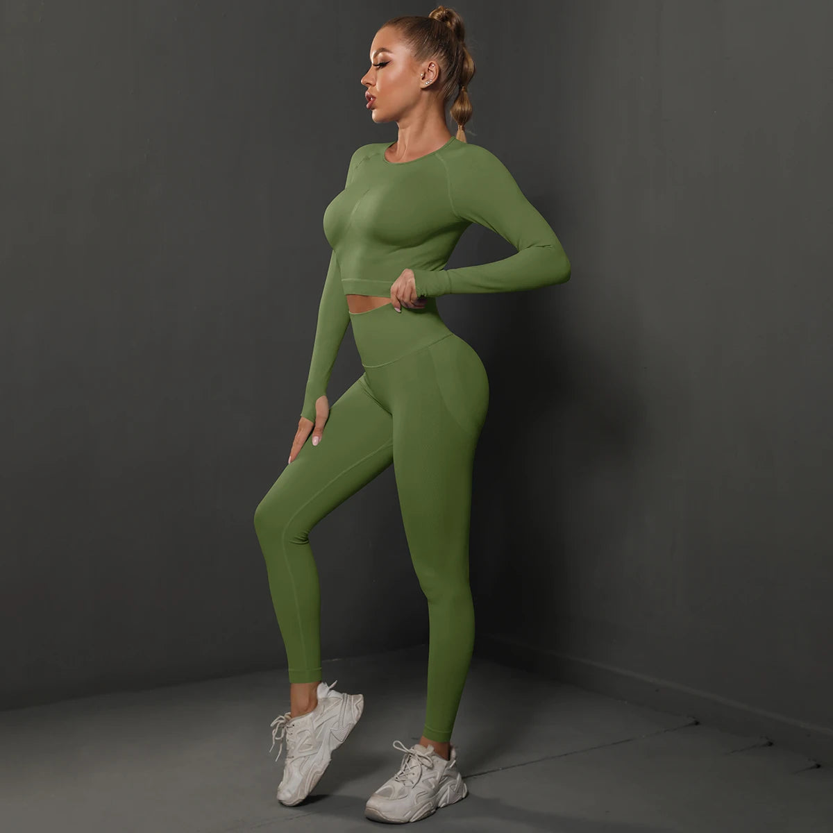 SORTYGO - ZenFlow Seamless Yoga Set in Army Green