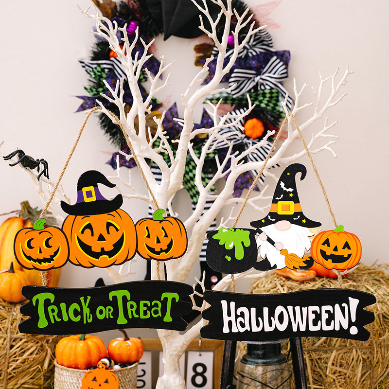 SORTYGO - Halloween Pumpkin Trio Trick or Treat Hanging Sign in