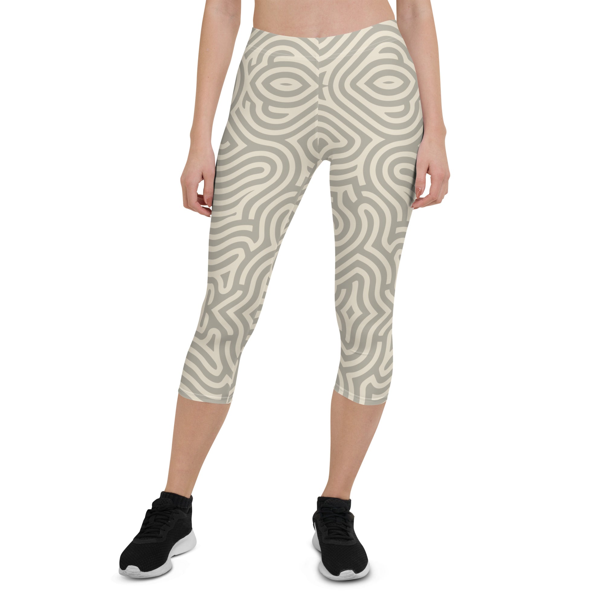 SORTYGO - Labyrinth Capri Leggings in XL